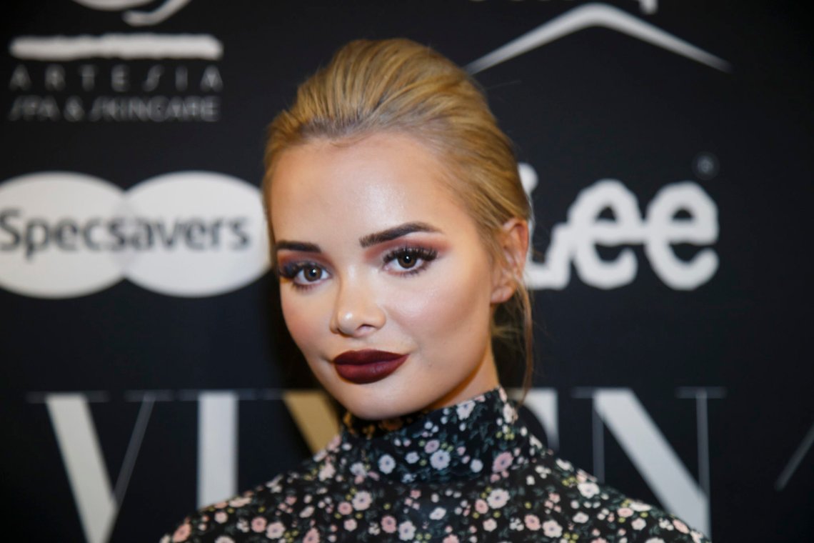 OSLO 20170119.
Blogger Sophie Elise ankommer Vixen Blog Awards 2016 på Grand Hotel i Oslo torsdag kveld.
Foto: Heiko Junge / NTB scanpix OSLO 20170119.
Blogger Sophie Elise ankommer Vixen Blog Awards 2016 på Grand Hotel i Oslo torsdag kveld.
Foto: Heiko Junge / NTB scanpix