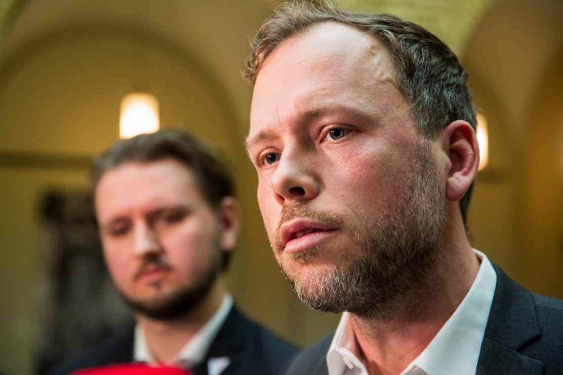 Hamar 20200113.
Freddy André Øvstegård tv. og Audun Lysbakken møter pressen på Stortinget i forbindelse med SV sine betraktninger rund NAV saken og statsråd Anniken Hauglie.
Foto: Terje Pedersen / NTB scanpix Hamar 20200113.
Freddy André Øvstegård tv. og Audun Lysbakken møter pressen på Stortinget i forbindelse med SV sine betraktninger rund NAV saken og statsråd Anniken Hauglie.
Foto: Terje Pedersen / NTB scanpix