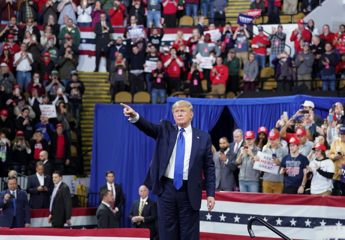 U.S. President Donald Trump waves to supporters during a campaign rally in Milwaukee, Wisconsin, U.S., January 14, 2020. REUTERS/Kevin Lamarque U.S. President Donald Trump waves to supporters during a campaign rally in Milwaukee, Wisconsin, U.S., January 14, 2020. REUTERS/Kevin Lamarque