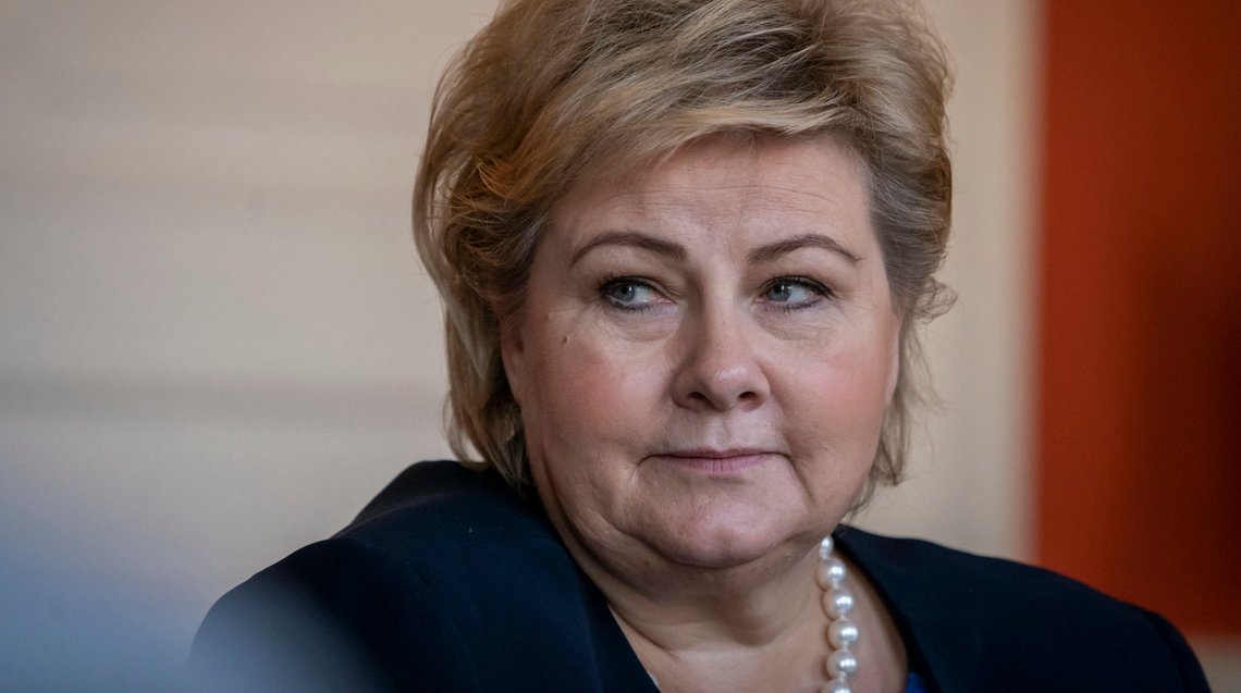 London, Storbritannia 20191203.
Statsminister Erna Solberg under pressemøte med norske medier i norske ambassaden i London i forkant av NATO toppmøte.
Foto: Heiko Junge / NTB scanpix London, Storbritannia 20191203.
Statsminister Erna Solberg under pressemøte med norske medier i norske ambassaden i London i forkant av NATO toppmøte.
Foto: Heiko Junge / NTB scanpix