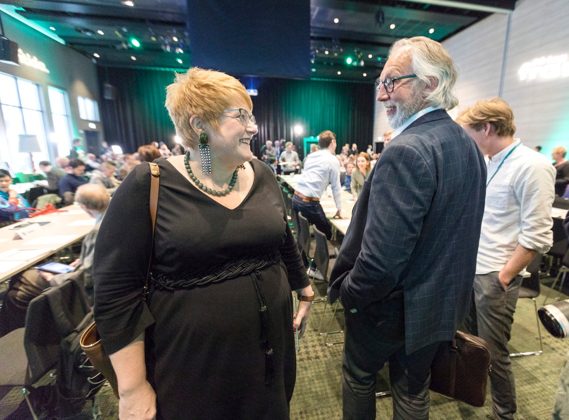 Oslo 20180413.
Venstres leder Trine Skei Grande (t.v) og Carl-Erik Grimstad på Venstres landsmøte fredag.
Foto: Gorm Kallestad / NTB scanpix Oslo 20180413.
Venstres leder Trine Skei Grande (t.v) og Carl-Erik Grimstad på Venstres landsmøte fredag.
Foto: Gorm Kallestad / NTB scanpix