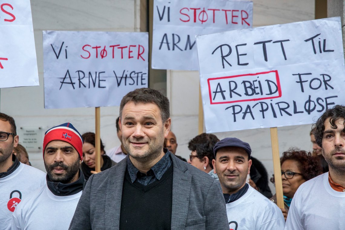 Oslo 20190930.
Arne Viste er tiltalt for å ulovlig gitt arbeid til asylsøkere uten arbeidstillatelse. Mandag startet saken i Oslo tingrett.
Foto: Ole Berg-Rusten / NTB scanpix Oslo 20190930.
Arne Viste er tiltalt for å ulovlig gitt arbeid til asylsøkere uten arbeidstillatelse. Mandag startet saken i Oslo tingrett.
Foto: Ole Berg-Rusten / NTB scanpix
