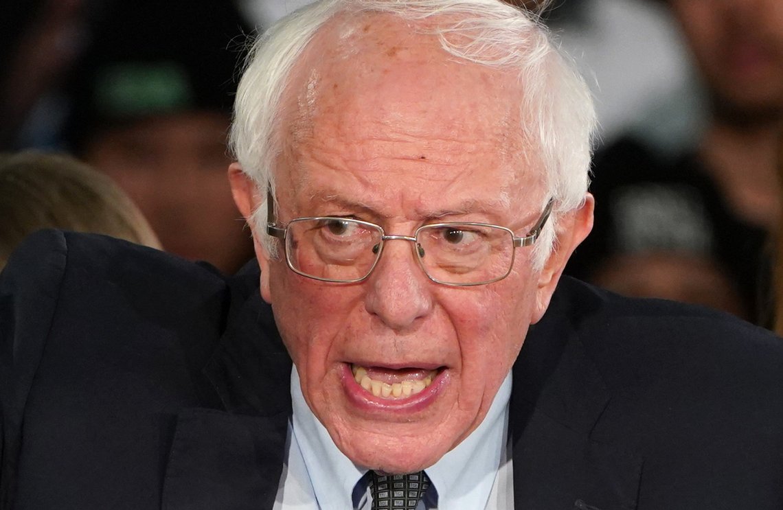 Democratic presidential candidate Senator Bernie Sanders speaks to supporters at his rally in Des Moines, Iowa, U.S., February 3, 2020. REUTERS/Carlo Allegri Democratic presidential candidate Senator Bernie Sanders speaks to supporters at his rally in Des Moines, Iowa, U.S., February 3, 2020. REUTERS/Carlo Allegri