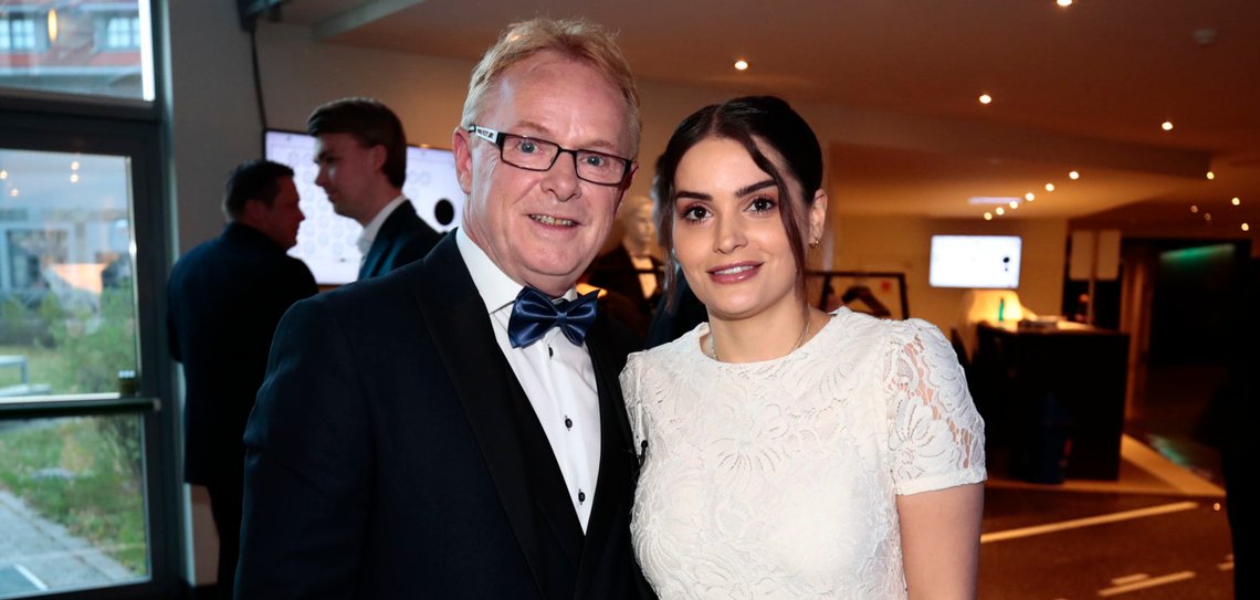 GARDERMOEN 20190504.
Per Sandberg og Bahareh Letnes på vei inn til middag på Frps landsmøte lørdag kveld.
Foto: Lise Åserud / NTB scanpix GARDERMOEN 20190504.
Per Sandberg og Bahareh Letnes på vei inn til middag på Frps landsmøte lørdag kveld.
Foto: Lise Åserud / NTB scanpix