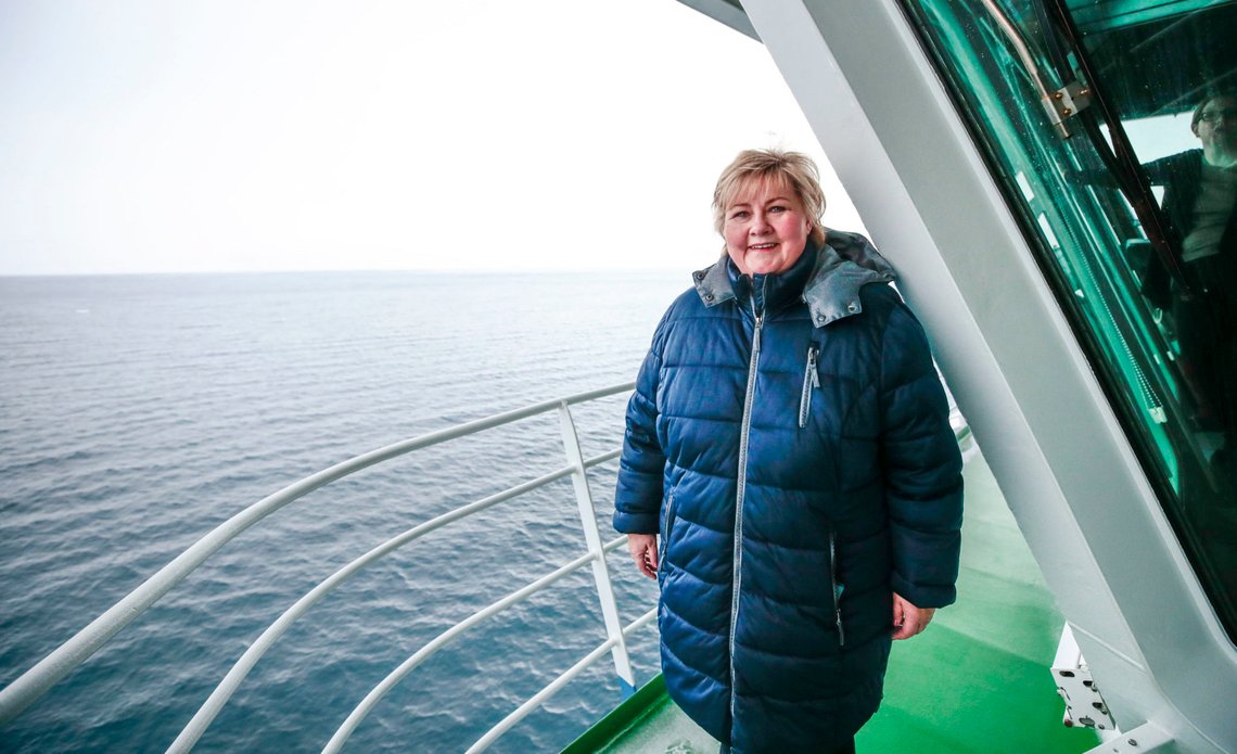 Longyearbyen 20200226.
Statsminister Erna Solberg (H) om bord på Polarsyssel under besøket på Svalbard.
Foto: Lise Åserud / NTB scanpix Longyearbyen 20200226.
Statsminister Erna Solberg (H) om bord på Polarsyssel under besøket på Svalbard.
Foto: Lise Åserud / NTB scanpix