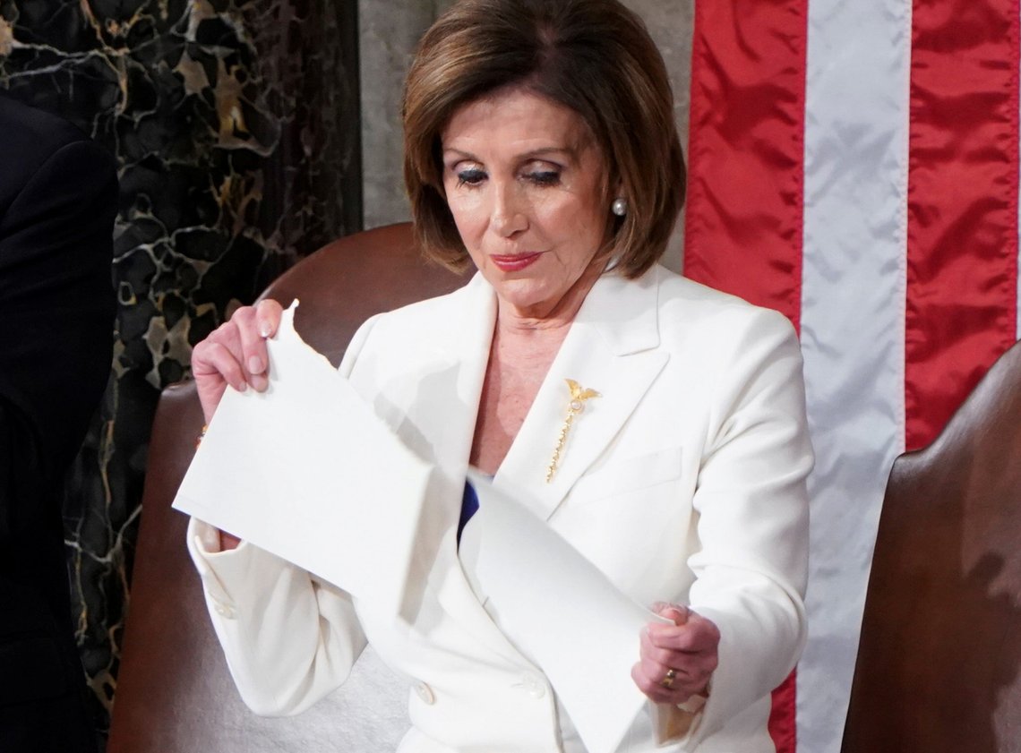 Speaker of the House Nancy Pelosi (D-CA) rips up U.S. President Donald Trump's speech following his State of the Union address to a joint session of the U.S. Congress in the House Chamber of the U.S. Capitol in Washington, U.S., February 4, 2020. REUTERS/Joshua Roberts TPX IMAGES OF THE DAY Speaker of the House Nancy Pelosi (D-CA) rips up U.S. President Donald Trump's speech following his State of the Union address to a joint session of the U.S. Congress in the House Chamber of the U.S. Capitol in Washington, U.S., February 4, 2020. REUTERS/Joshua Roberts TPX IMAGES OF THE DAY