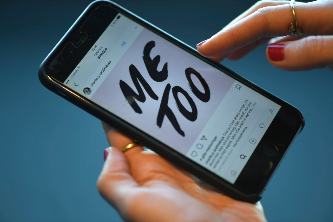 uppsala, sverige 20171019.
me too. kampanjen på sosiale medier medier der kvinner deler eraringer med seksuelle overgrep . #metoo
foto: fredrik sandberg/tt / ntb scanpix uppsala, sverige 20171019.
me too. kampanjen på sosiale medier medier der kvinner deler eraringer med seksuelle overgrep . #metoo
foto: fredrik sandberg/tt / ntb scanpix