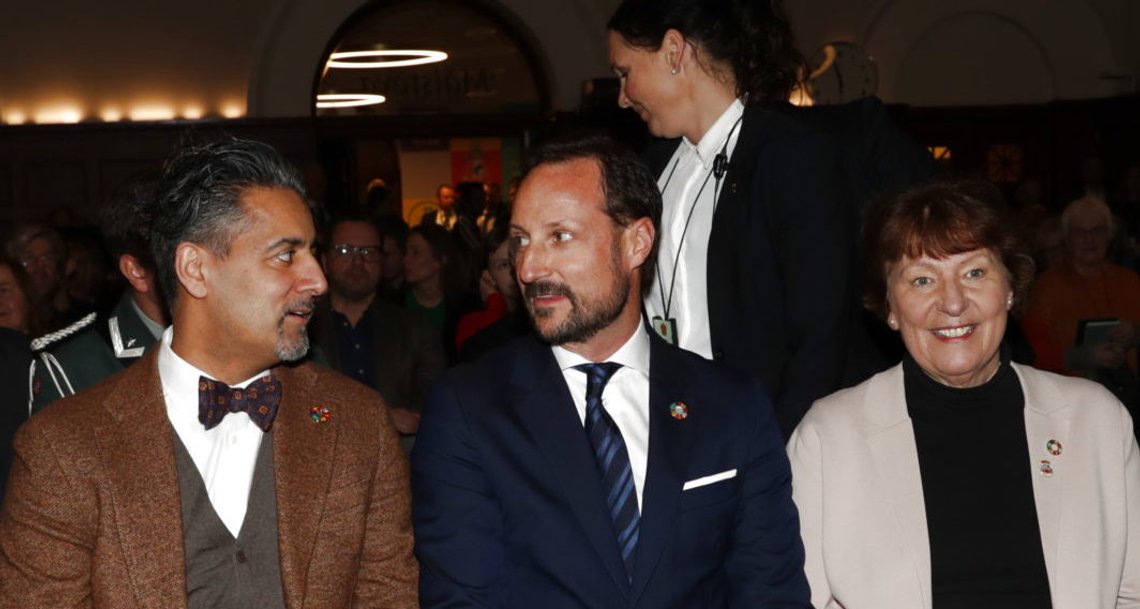 Oslo 20200227.
Kronprins Haakon åpner Nasjonalbibliotekets utstilling med skatter fra norsk kulturhistorie. Her sitter han sammen med nasjonalbibliotekar Aslak Sira Myhre, kultur- og likestillingsminister Abid Raja og ordfører Marianne Borgen.
Foto: Terje Bendiksby / NTB scanpix Oslo 20200227.
Kronprins Haakon åpner Nasjonalbibliotekets utstilling med skatter fra norsk kulturhistorie. Her sitter han sammen med nasjonalbibliotekar Aslak Sira Myhre, kultur- og likestillingsminister Abid Raja og ordfører Marianne Borgen.
Foto: Terje Bendiksby / NTB scanpix