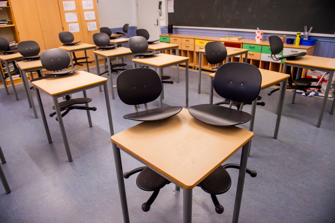 Oslo 20200313.
Tomme klasserom på Bygdøy skole. Regjeringen har valgt å stengte skoler i forbindelse med utbrudd av Covid-19 viruset i landet.
Foto: Fredrik Varfjell / NTB scanpix Oslo 20200313.
Tomme klasserom på Bygdøy skole. Regjeringen har valgt å stengte skoler i forbindelse med utbrudd av Covid-19 viruset i landet.
Foto: Fredrik Varfjell / NTB scanpix