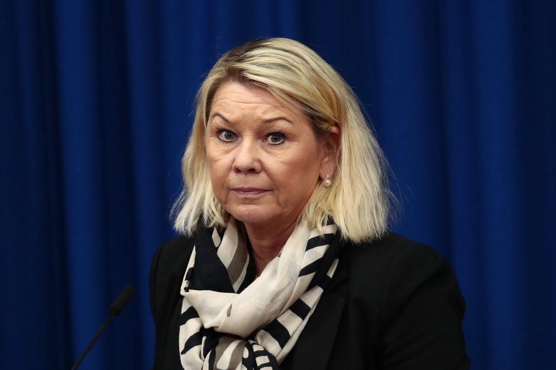Oslo 20200402.
Den daglige pressekonferansen i forbindelse med koronasituasjonen. Justis- og beredskapsminister Monica Mæland.
Foto: Lise Åserud / NTB scanpix Oslo 20200402.
Den daglige pressekonferansen i forbindelse med koronasituasjonen. Justis- og beredskapsminister Monica Mæland.
Foto: Lise Åserud / NTB scanpix