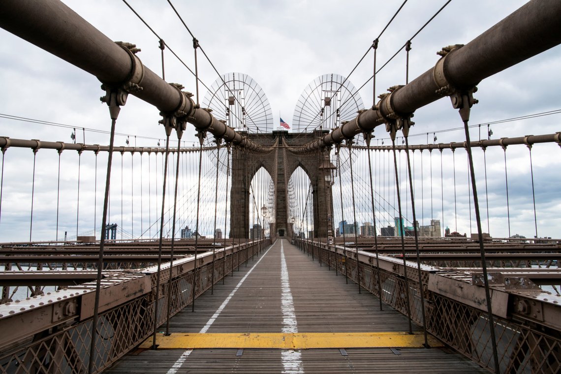 General view of an empty Brooklyn Brigde as the outbreak of the coronavirus disease (COVID-19) continues in the Manhattan borough of New York City, New York, U.S., April 10, 2020. REUTERS/Eduardo Munoz General view of an empty Brooklyn Brigde as the outbreak of the coronavirus disease (COVID-19) continues in the Manhattan borough of New York City, New York, U.S., April 10, 2020. REUTERS/Eduardo Munoz