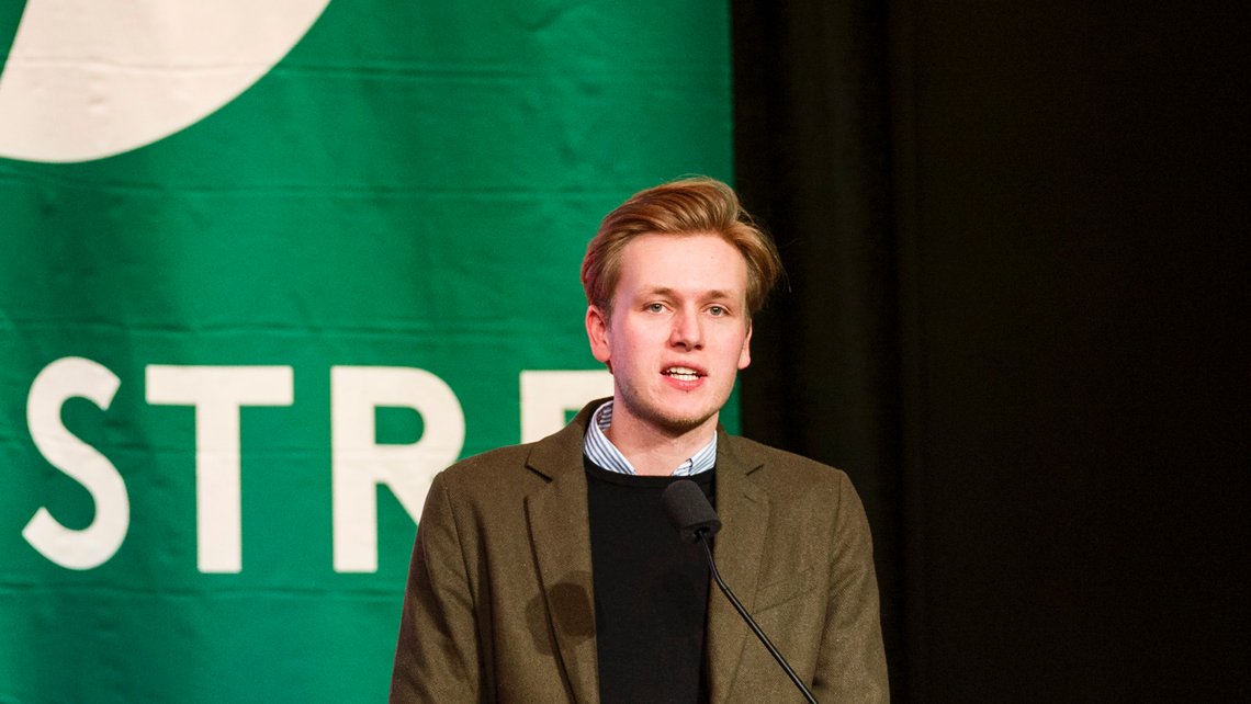 Stjørdal 20190308.
Venstres landsmøte 2019 er i gang. Leder for Unge Venstre Sondre Hansmark under landsmøtet.
Foto: Ned Alley / NTB scanpix Stjørdal 20190308.
Venstres landsmøte 2019 er i gang. Leder for Unge Venstre Sondre Hansmark under landsmøtet.
Foto: Ned Alley / NTB scanpix