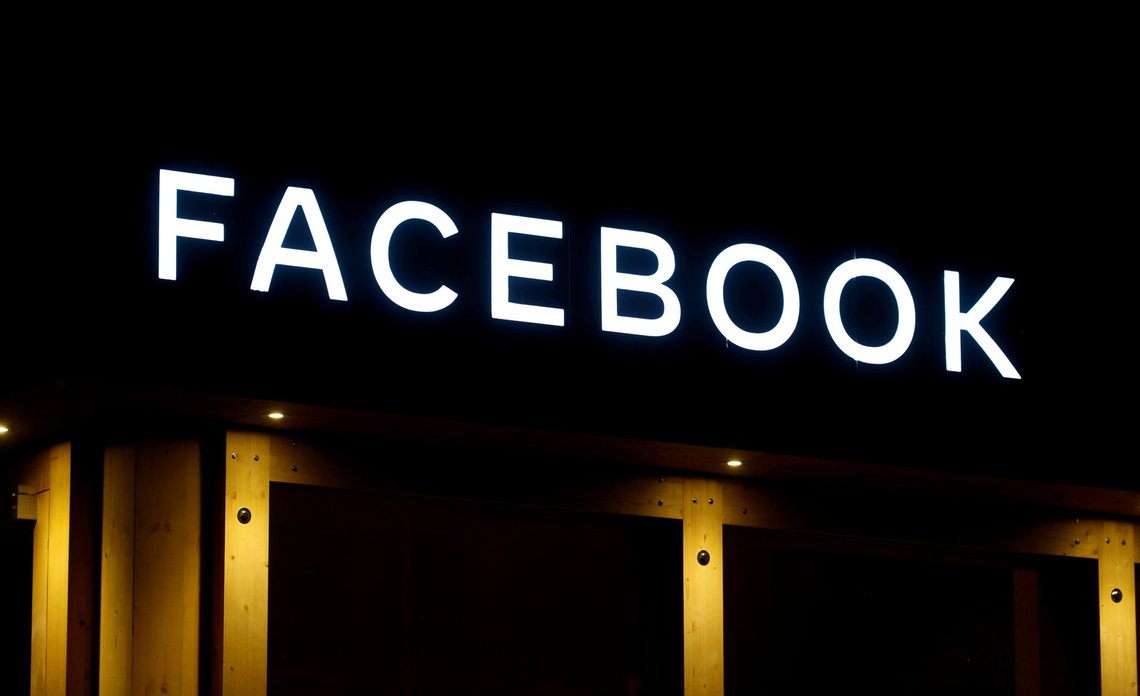 FILE PHOTO: The logo of Facebook is seen in Davos, Switzerland January 20, 2020. Picture taken January 20, 2020. REUTERS/Arnd Wiegmann/File Photo FILE PHOTO: The logo of Facebook is seen in Davos, Switzerland January 20, 2020. Picture taken January 20, 2020. REUTERS/Arnd Wiegmann/File Photo