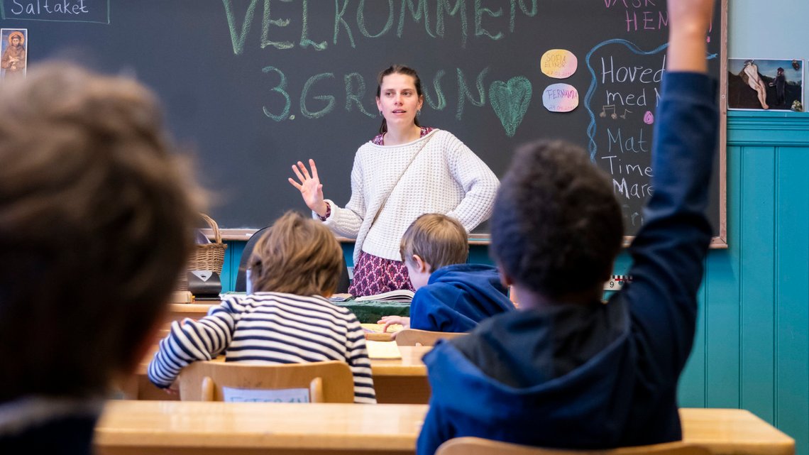 Fra mandag 11. mai skal også eldre elever i hele Norge følge i fotsporene til 3. klasse på Nordstrand Steinerskole.
Foto: Heiko Junge / NTB scanpix Fra mandag 11. mai skal også eldre elever i hele Norge følge i fotsporene til 3. klasse på Nordstrand Steinerskole.
Foto: Heiko Junge / NTB scanpix