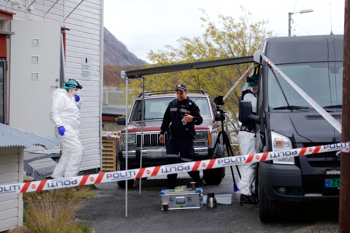 Vengsøya 20191003.
En person er pågrepet og siktet for kroppskrenkelse etter at en mann ble funnet død på Vengsøya i Tromsø torsdag. Politiet anser dødsfallet som mistenkelig.
Foto: Øystein Solvang / Nordlys / NTB scanpix Vengsøya 20191003.
En person er pågrepet og siktet for kroppskrenkelse etter at en mann ble funnet død på Vengsøya i Tromsø torsdag. Politiet anser dødsfallet som mistenkelig.
Foto: Øystein Solvang / Nordlys / NTB scanpix