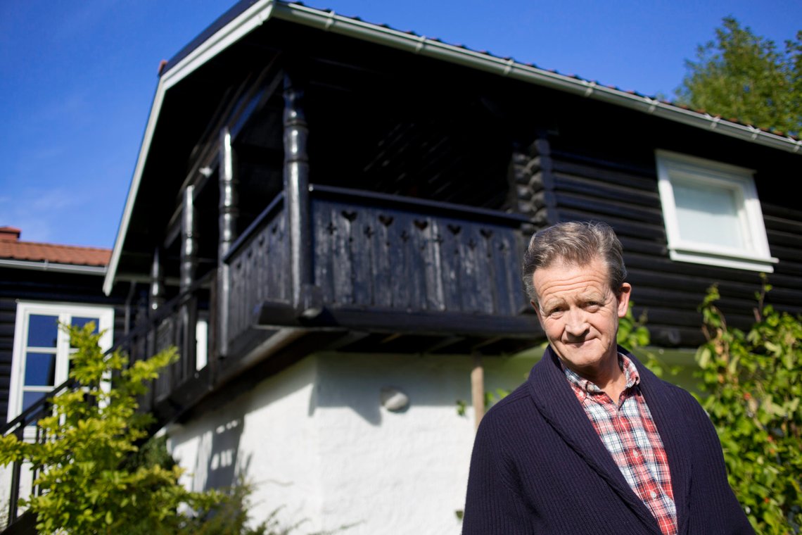 Oslo 20120928.
Hans Geelmuyden hjemme med bilder av hans stabbur.
Foto: Kyrre Lien / NTB scanpix Oslo 20120928.
Hans Geelmuyden hjemme med bilder av hans stabbur.
Foto: Kyrre Lien / NTB scanpix