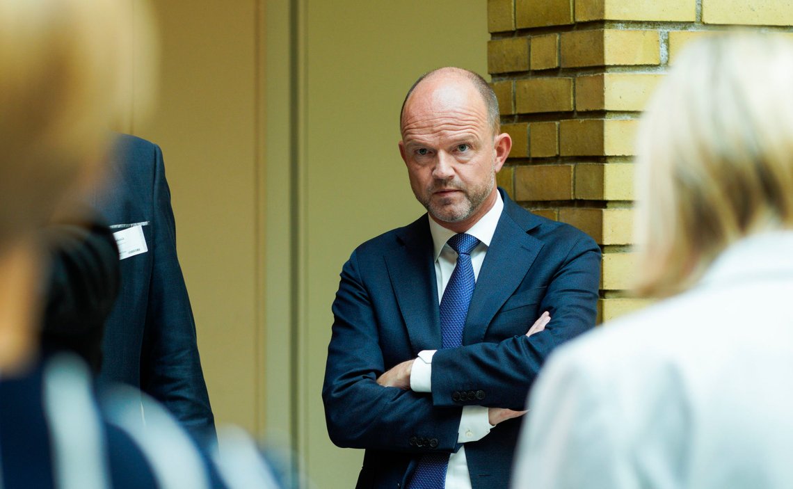 NHO-sjef Ole Erik Almlid i Vandrehallen i Stortinget i slutten av mai i år. Foto: Håkon Mosvold Larsen / NTB Scanpix NHO-sjef Ole Erik Almlid i Vandrehallen i Stortinget i slutten av mai i år. Foto: Håkon Mosvold Larsen / NTB Scanpix