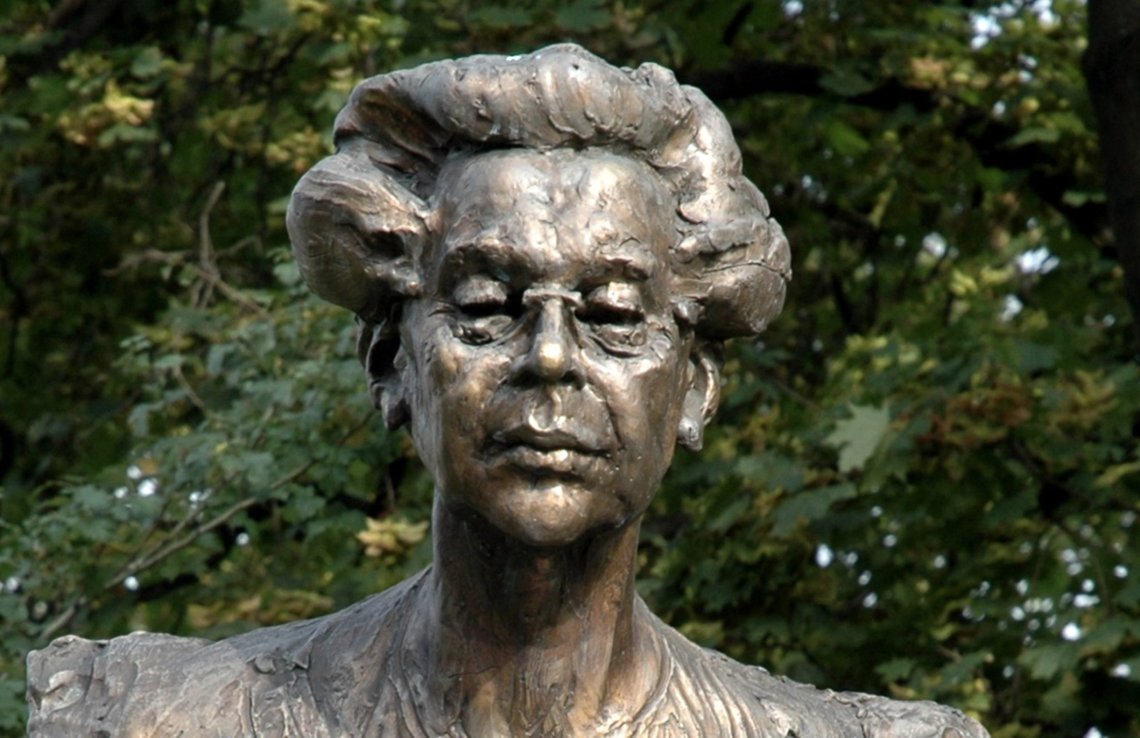 Statue av Milada-Horáková, Praha. Utsnitt. Foto: wikimedia Statue av Milada-Horáková, Praha. Utsnitt. Foto: wikimedia
