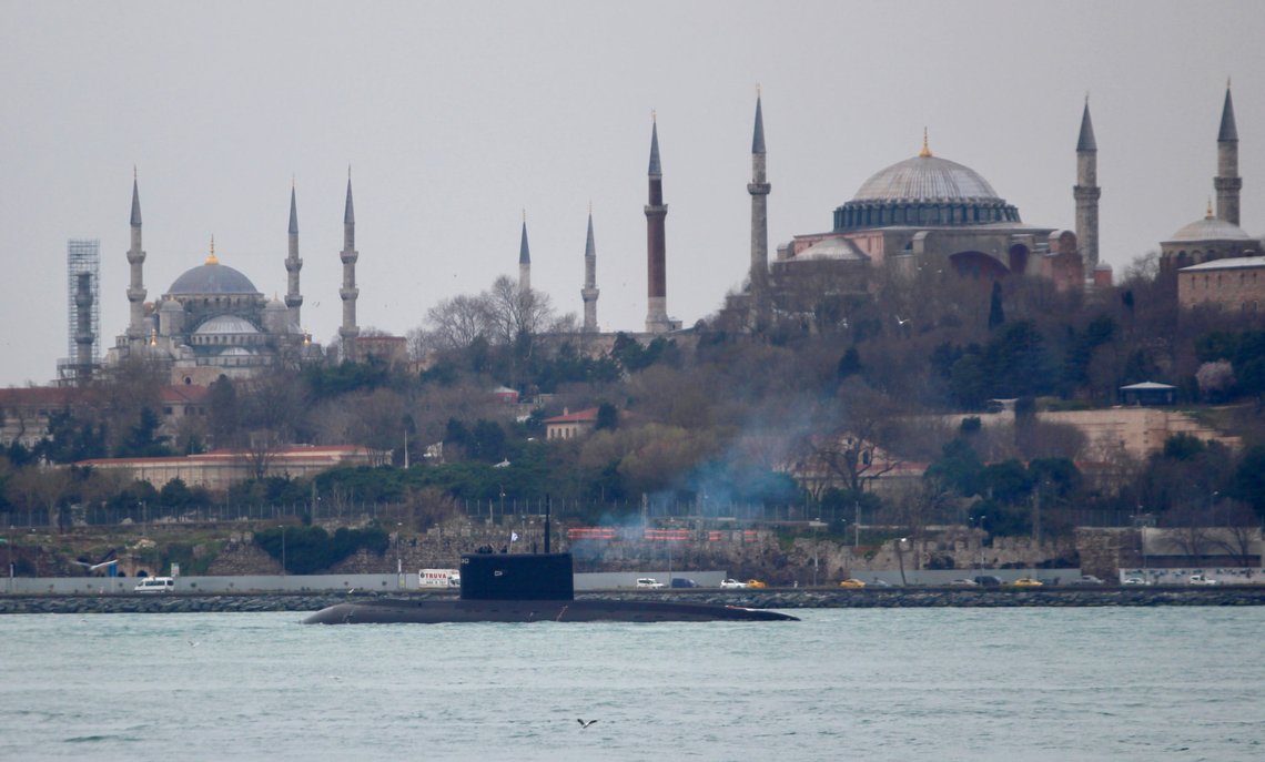 Russian Kilo-class diesel-electric submarine Krasnodar, with the Ottoman-era Blue mosque and the Byzantine-era monument of Hagia Sophia in the background, sails in the Bosphorus, on its way to the Mediterranean Sea, in Istanbul, Turkey, March 14, 2019. REUTERS/Yoruk Isik Russian Kilo-class diesel-electric submarine Krasnodar, with the Ottoman-era Blue mosque and the Byzantine-era monument of Hagia Sophia in the background, sails in the Bosphorus, on its way to the Mediterranean Sea, in Istanbul, Turkey, March 14, 2019. REUTERS/Yoruk Isik