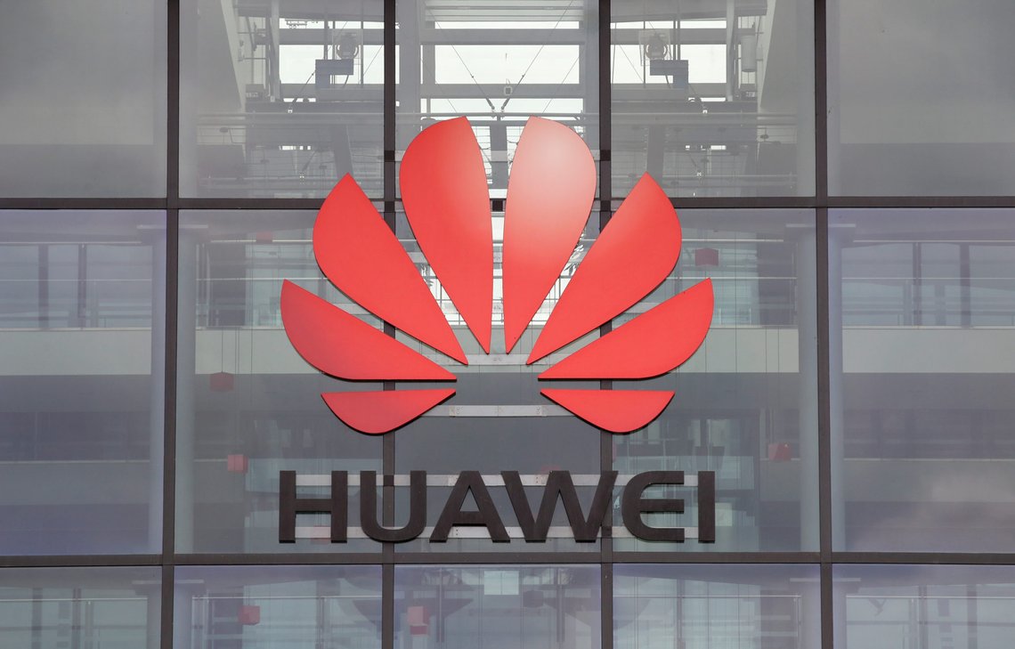 Huawei logo is pictured on the headquarters building in Reading, Britain July 14, 2020. REUTERS/Matthew Childs Huawei logo is pictured on the headquarters building in Reading, Britain July 14, 2020. REUTERS/Matthew Childs