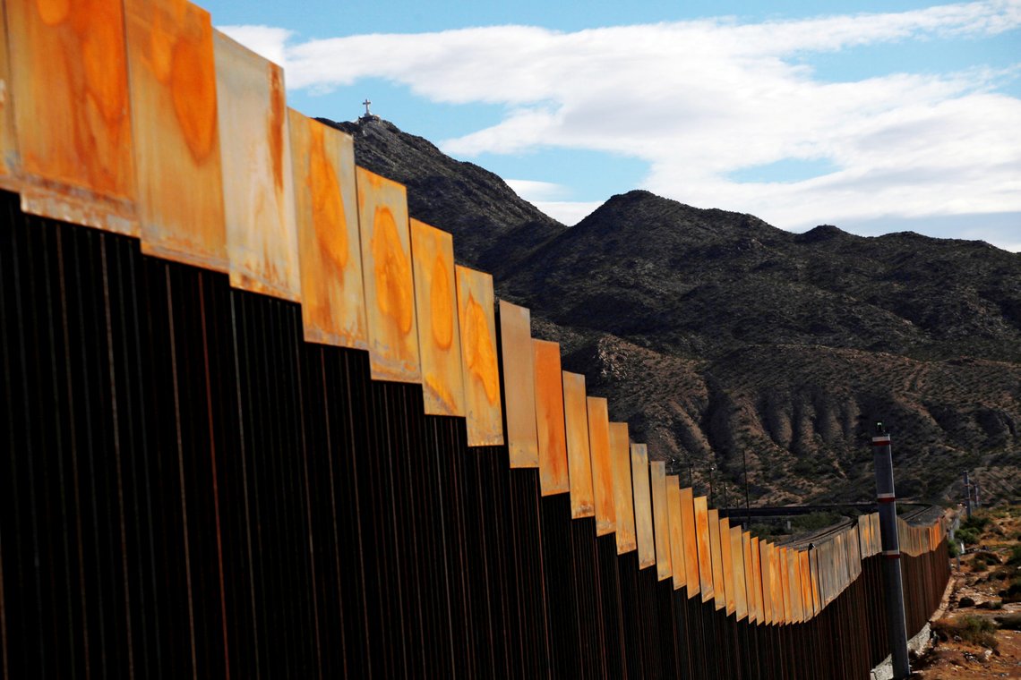 FILE PHOTO -- A general view shows a newly built section of the U.S.-Mexico border wall at Sunland Park, U.S. opposite the Mexican border city of Ciudad Juarez, Mexico, November 9, 2016. Picture taken from the Mexico side of the U.S.-Mexico border. REUTERS/Jose Luis Gonzalez/File Photo FILE PHOTO -- A general view shows a newly built section of the U.S.-Mexico border wall at Sunland Park, U.S. opposite the Mexican border city of Ciudad Juarez, Mexico, November 9, 2016. Picture taken from the Mexico side of the U.S.-Mexico border. REUTERS/Jose Luis Gonzalez/File Photo