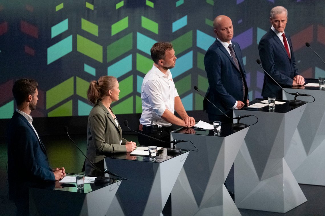 Arendal 20200813.
Bjørnar Moxnes (R), Une Bastholm (MDG), Audun Lysbakken (SV), Trygve Slagsvold Vedum (SP) og Jonas Gahr Støre (AP) kveldens partilederdebatt under Arendalsuka 2020.
Foto: Tor Erik Schrøder / NTB scanpix Arendal 20200813.
Bjørnar Moxnes (R), Une Bastholm (MDG), Audun Lysbakken (SV), Trygve Slagsvold Vedum (SP) og Jonas Gahr Støre (AP) kveldens partilederdebatt under Arendalsuka 2020.
Foto: Tor Erik Schrøder / NTB scanpix