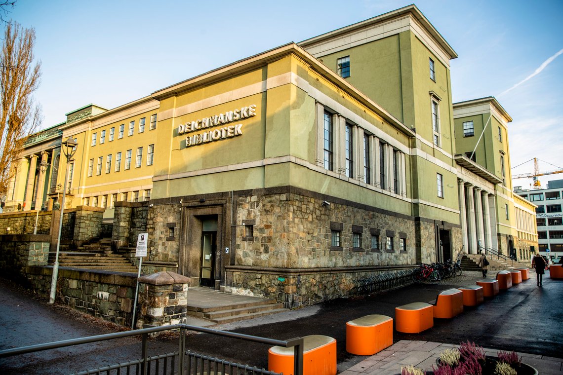 Oslo 20191230.
Siste dag før Deichman bibliotek i Hammersborg i Oslo stenger dørene og flytter til Bjørvika.
Foto: Stian Lysberg Solum / NTB scanpix Oslo 20191230.
Siste dag før Deichman bibliotek i Hammersborg i Oslo stenger dørene og flytter til Bjørvika.
Foto: Stian Lysberg Solum / NTB scanpix