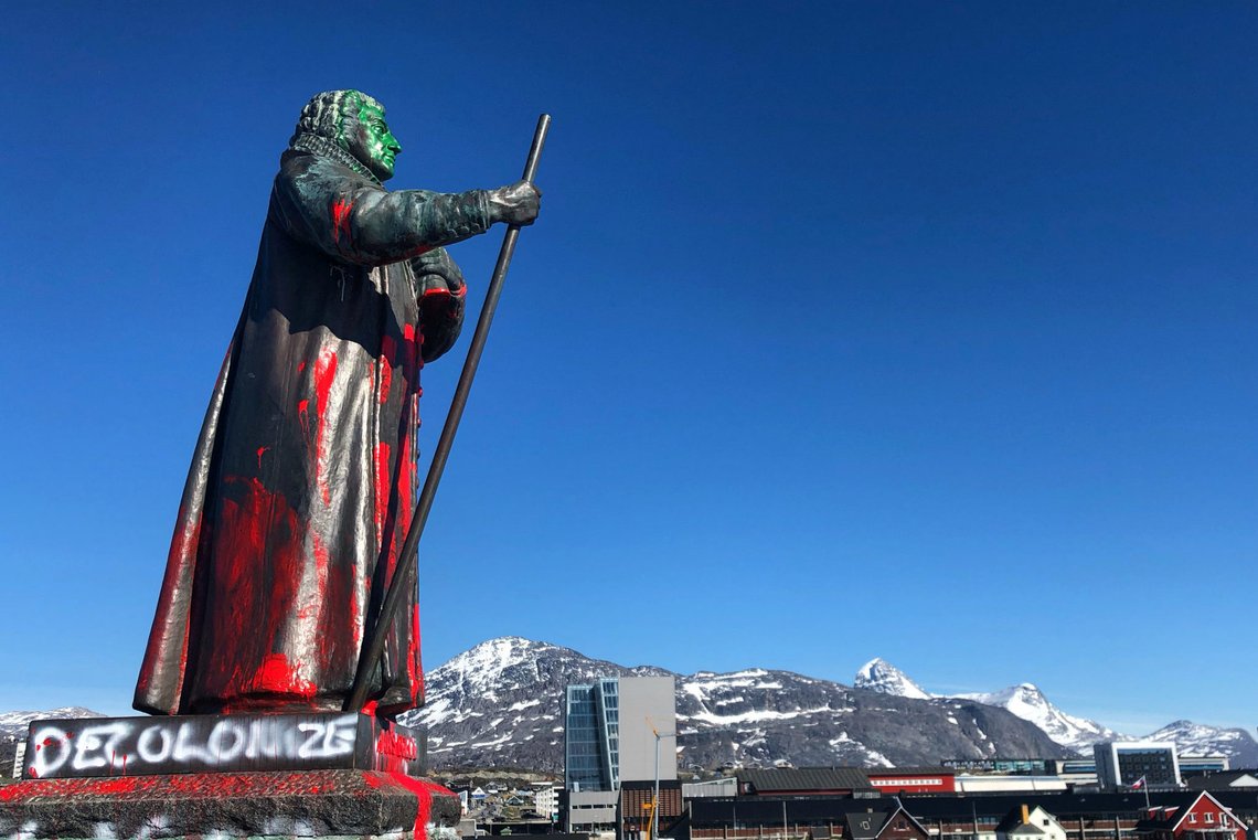 The statue of Hans Egede is seen after being vandalized in Nuuk, Greenland June 21, 2020, in this image obtained from social media. Hans Peter Kleemann/via REUTERS THIS IMAGE HAS BEEN SUPPLIED BY A THIRD PARTY. MANDATORY CREDIT. NO RESALES. NO ARCHIVES. The statue of Hans Egede is seen after being vandalized in Nuuk, Greenland June 21, 2020, in this image obtained from social media. Hans Peter Kleemann/via REUTERS THIS IMAGE HAS BEEN SUPPLIED BY A THIRD PARTY. MANDATORY CREDIT. NO RESALES. NO ARCHIVES.