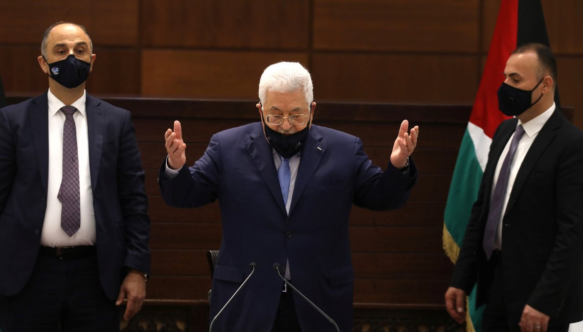 Palestinian President Mahmoud Abbas attends a virtual meeting with Palestinian factions over Israel and the United Arab Emirates' deal to normalise ties, in Ramallah in the Israeli-occupied West Bank September 3, 2020. Alaa Badarneh/Pool via REUTERS Palestinian President Mahmoud Abbas attends a virtual meeting with Palestinian factions over Israel and the United Arab Emirates' deal to normalise ties, in Ramallah in the Israeli-occupied West Bank September 3, 2020. Alaa Badarneh/Pool via REUTERS