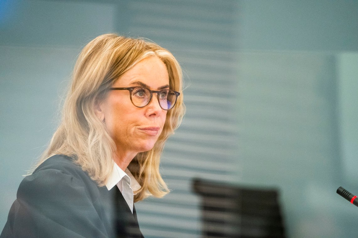 Oslo 20200908.
Statsadvokat Marit Formo under rettssaken mot Laila Anita Bertheussen som starter i sal 250 i Oslo tingrett tirsdag. Bertheussen, som er samboer med tidligere justisminister Tor Mikkel Wara, er tiltalt for angrep på demokratiet og trusler mot ledende politikere.
Foto: Håkon Mosvold Larsen / NTB scanpix / POOL Oslo 20200908.
Statsadvokat Marit Formo under rettssaken mot Laila Anita Bertheussen som starter i sal 250 i Oslo tingrett tirsdag. Bertheussen, som er samboer med tidligere justisminister Tor Mikkel Wara, er tiltalt for angrep på demokratiet og trusler mot ledende politikere.
Foto: Håkon Mosvold Larsen / NTB scanpix / POOL