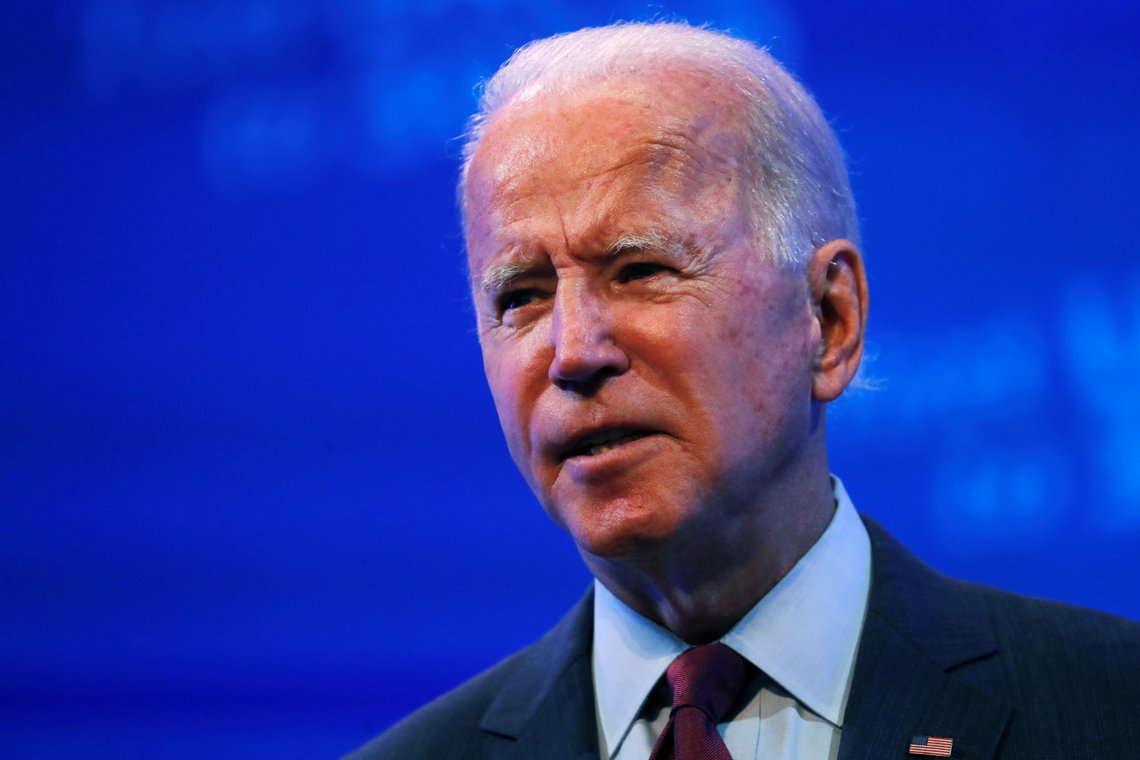 U.S. Democratic presidential candidate and former Vice President Joe Biden delivers a speech on the U.S. Supreme Court at the Queen Theater in Wilmington, Delaware, U.S., September 27, 2020. REUTERS/Mike Segar U.S. Democratic presidential candidate and former Vice President Joe Biden delivers a speech on the U.S. Supreme Court at the Queen Theater in Wilmington, Delaware, U.S., September 27, 2020. REUTERS/Mike Segar