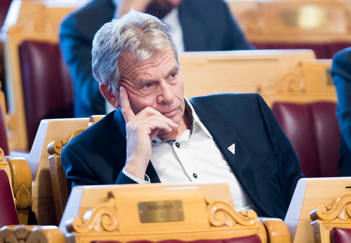 Oslo 20191003.
Arne Nævra (SV) under trontaledebatten.
Foto: Terje Pedersen / NTB Oslo 20191003.
Arne Nævra (SV) under trontaledebatten.
Foto: Terje Pedersen / NTB