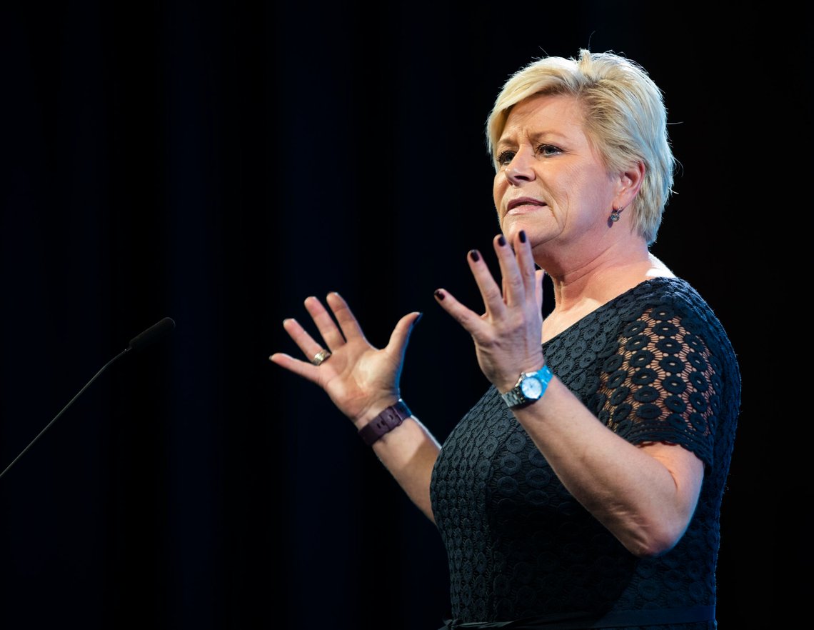 Gardermoen, NORGE 20201017.
Partileder Siv Jensen på talerstolen under Fremskrittspartiets landsmøte på Gardermoen.
Foto: Berit Roald / NTB Gardermoen, NORGE 20201017.
Partileder Siv Jensen på talerstolen under Fremskrittspartiets landsmøte på Gardermoen.
Foto: Berit Roald / NTB