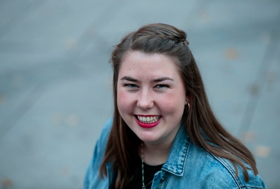 Astrid Hoem ble valgt til leder av AUF, Arbeiderpartiets ungdomsorganisasjon, i 2020. Hun får nå støtte av statsminister Erna Solberg, etter at hun forteller om netthets hun er blitt utsatt for. Foto: Lise Åserud / NTB Astrid Hoem ble valgt til leder av AUF, Arbeiderpartiets ungdomsorganisasjon, i 2020. Hun får nå støtte av statsminister Erna Solberg, etter at hun forteller om netthets hun er blitt utsatt for. Foto: Lise Åserud / NTB