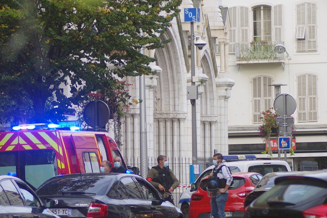 French policemen stand next to Notre Dame church after a knife attack, in Nice, France, Thursday, Oct. 29, 2020. French anti-terrorism prosecutors are investigating a knife attack at a church in the Mediterranean city of Nice that killed two people and injured several others. (AP Photo/Alexis Gilli) French policemen stand next to Notre Dame church after a knife attack, in Nice, France, Thursday, Oct. 29, 2020. French anti-terrorism prosecutors are investigating a knife attack at a church in the Mediterranean city of Nice that killed two people and injured several others. (AP Photo/Alexis Gilli)