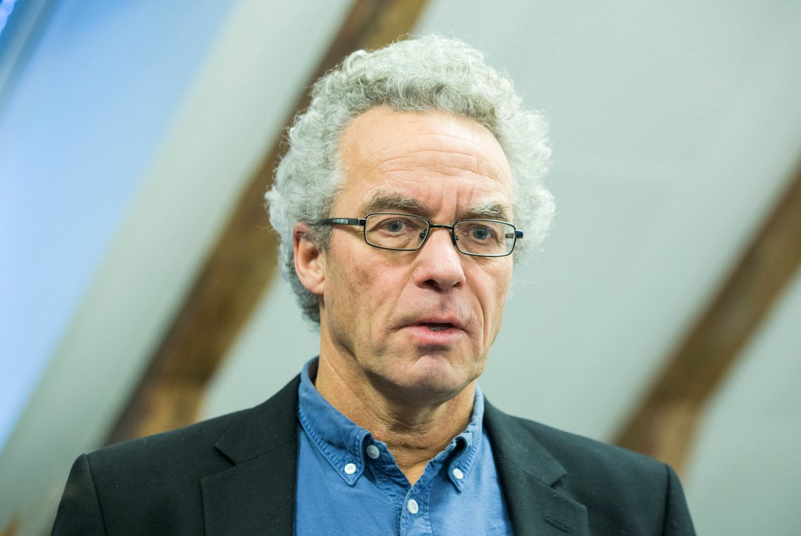 Oslo 20171127.
Miljøpartiet De Grønnes alternative budsjett for 2018. Nasjonal talsperson i De Grønne sammen Rasmus Hansson.
Foto: Mariam Butt / NTB Oslo 20171127.
Miljøpartiet De Grønnes alternative budsjett for 2018. Nasjonal talsperson i De Grønne sammen Rasmus Hansson.
Foto: Mariam Butt / NTB