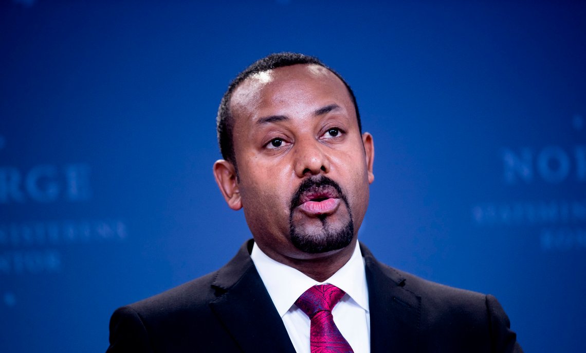 Oslo 20191211.
Fredsprisvinner Abiy Ahmed Ali gir sine uttalelser til pressen etter samtalene i regjeringens representasjonsbolig.
Foto: Stian Lysberg Solum / NTB Oslo 20191211.
Fredsprisvinner Abiy Ahmed Ali gir sine uttalelser til pressen etter samtalene i regjeringens representasjonsbolig.
Foto: Stian Lysberg Solum / NTB