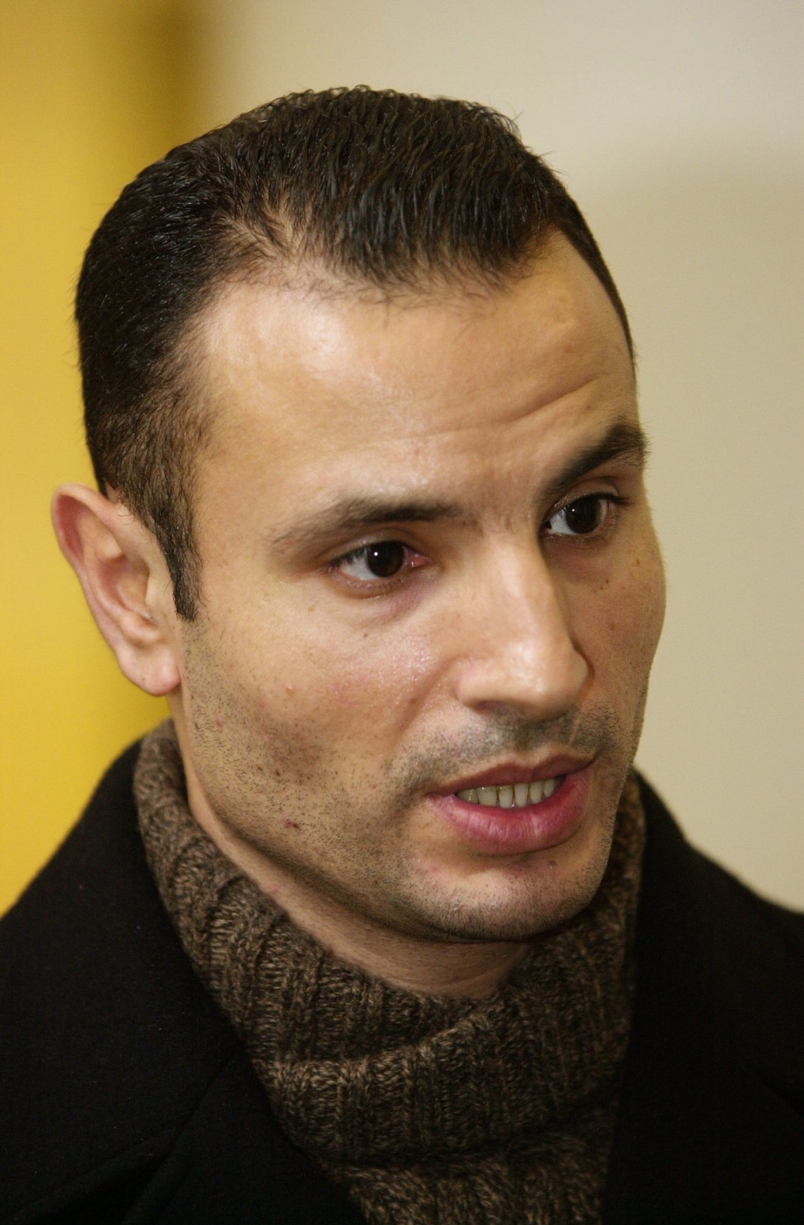 OSLO 20021126:
Leder Farid Bouras i Ungdom mot Vold var i møte med Barne- og familiedepartementet. Alvorlig.
Foto: Erlend Aas / SCANPIX OSLO 20021126:
Leder Farid Bouras i Ungdom mot Vold var i møte med Barne- og familiedepartementet. Alvorlig.
Foto: Erlend Aas / SCANPIX