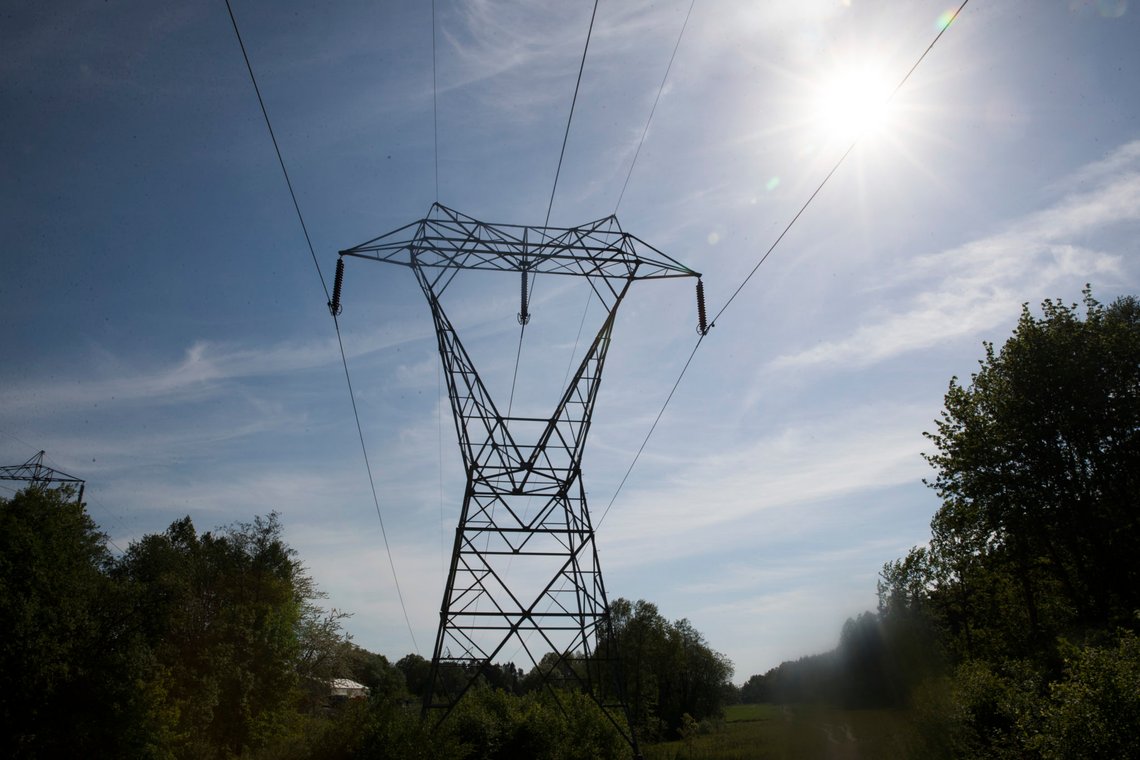 Oslo 20180520.
Illustrasjonsbilde på strøm, høyspentmast, energi, energipriser, strømpriser, strømkabel. Foto: Terje Pedersen / NTB Oslo 20180520.
Illustrasjonsbilde på strøm, høyspentmast, energi, energipriser, strømpriser, strømkabel. Foto: Terje Pedersen / NTB