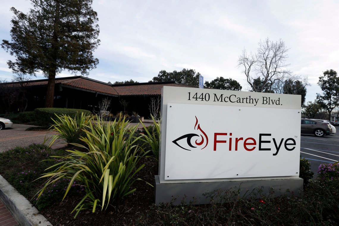 Døren inn til Danmarks finansielle hjerte har stått åpen i minst sju måneder, og ble oppdaget ved en tilfeldighet av det amerikanske sikkerhetsfirmaet Fire Eye. Foto: Ben Margot / AP / NTB Døren inn til Danmarks finansielle hjerte har stått åpen i minst sju måneder, og ble oppdaget ved en tilfeldighet av det amerikanske sikkerhetsfirmaet Fire Eye. Foto: Ben Margot / AP / NTB