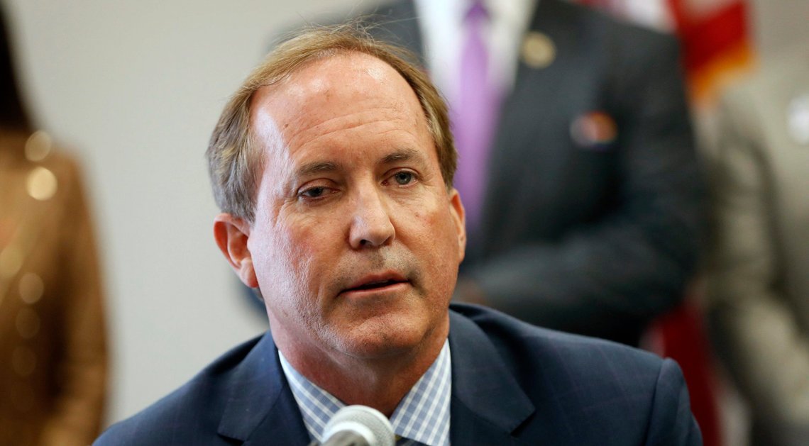 Justisminister i Texas, Ken Paxton, taler til en politifagforening i Austin den 16. desember 2020. Foto: Jay Janner / Austin American-Statesman via AP / NTB. Justisminister i Texas, Ken Paxton, taler til en politifagforening i Austin den 16. desember 2020. Foto: Jay Janner / Austin American-Statesman via AP / NTB.