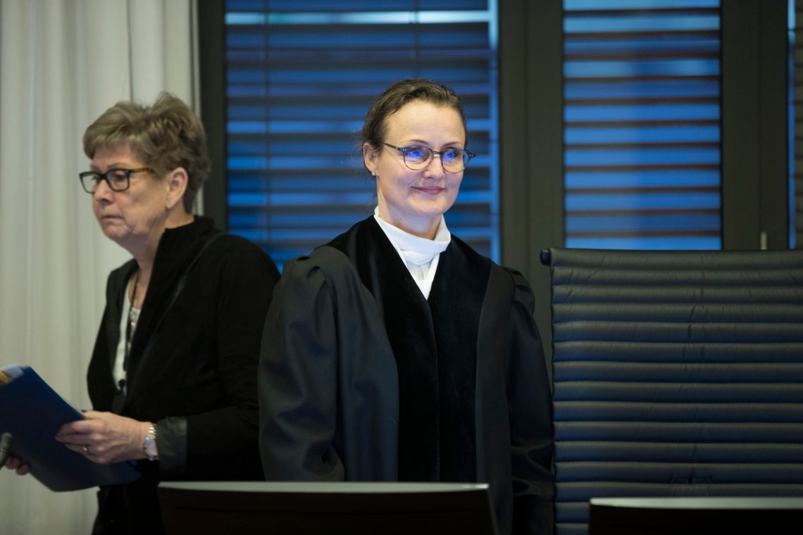 OSLO 20190114.
Dommer Katinka Mahieu, idet rettsaken mellom 24 omsorgsarbeidere og det private helse-og omsorgsselskapet Aleris Ungplan & Boi AS startet i Oslo tingrett mandag morgen.
Foto: Berit Roald / NTB OSLO 20190114.
Dommer Katinka Mahieu, idet rettsaken mellom 24 omsorgsarbeidere og det private helse-og omsorgsselskapet Aleris Ungplan & Boi AS startet i Oslo tingrett mandag morgen.
Foto: Berit Roald / NTB