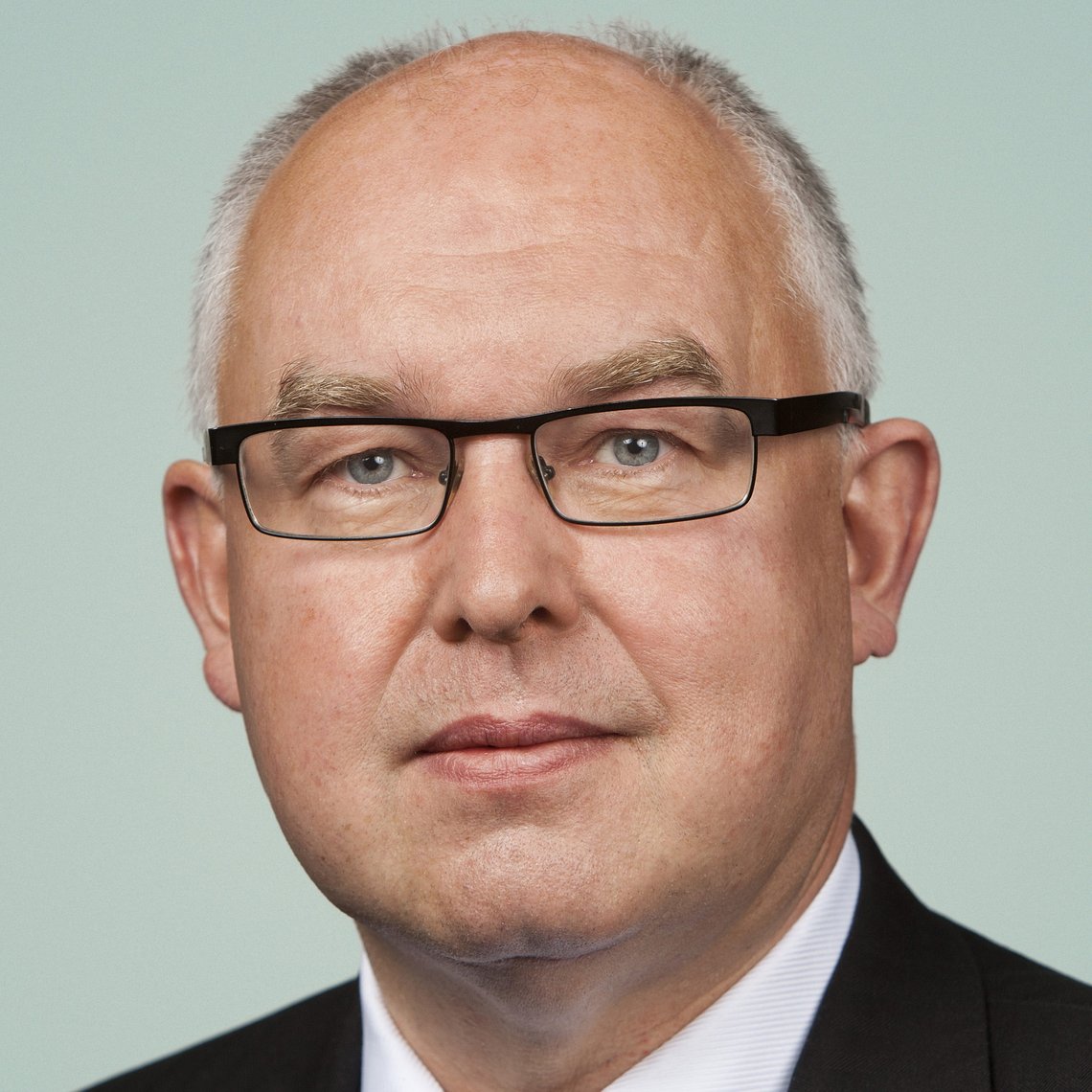 Advokat Trond Vernegg er også kjent som forfatter.. Nå er han og advokatfirmaet Arntzen de Beseche dømt til å betale Polaris media 100 millioner kroner i erstatning. Foto: Morten Brakestad / Cappelen Damm Advokat Trond Vernegg er også kjent som forfatter.. Nå er han og advokatfirmaet Arntzen de Beseche dømt til å betale Polaris media 100 millioner kroner i erstatning. Foto: Morten Brakestad / Cappelen Damm