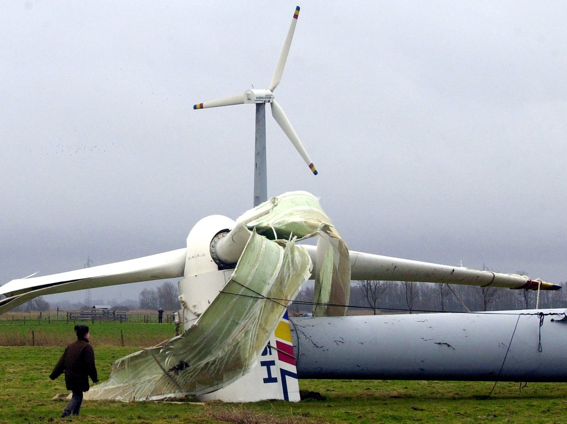 A boy walks past a wind generator destroyed by heavy wind gusts in a windpark in Husum, northern Germany, on Tuesday, Jan 29, 2002. Last night's heavy storms have caused some damage in northern parts of Germany . (AP Photo/Fabian Bimmer) A boy walks past a wind generator destroyed by heavy wind gusts in a windpark in Husum, northern Germany, on Tuesday, Jan 29, 2002. Last night's heavy storms have caused some damage in northern parts of Germany . (AP Photo/Fabian Bimmer)