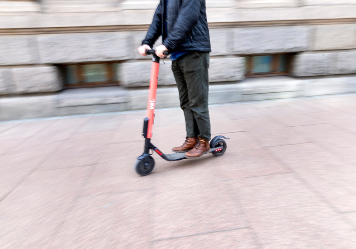 Oslo 20190326.
El-sparkesykler inntar Oslo. Svenske Voi skal konkurrere mot Oslos bysykler.
Foto: Gorm Kallestad / NTB Oslo 20190326.
El-sparkesykler inntar Oslo. Svenske Voi skal konkurrere mot Oslos bysykler.
Foto: Gorm Kallestad / NTB