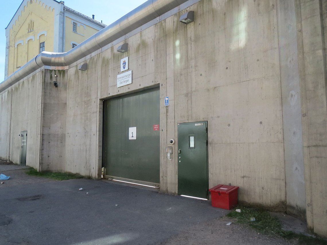 Inngangen til Oslo fengsel, avdeling B, i Åkebergveien. Foto: Carsten R D / Wikimedia Commons. Inngangen til Oslo fengsel, avdeling B, i Åkebergveien. Foto: Carsten R D / Wikimedia Commons.