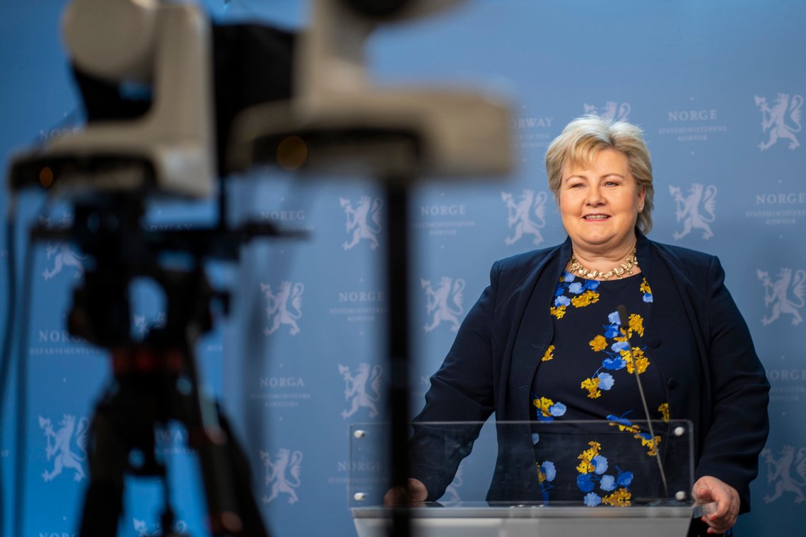 Oslo 20210307.
Statsminister Erna Solberg holder tale om koronapandemien, i forbindelse med at det snart er ett år siden Norge iverksatte de første inngripende tiltakene mot viruset.
Foto: Heiko Junge / NTB Oslo 20210307.
Statsminister Erna Solberg holder tale om koronapandemien, i forbindelse med at det snart er ett år siden Norge iverksatte de første inngripende tiltakene mot viruset.
Foto: Heiko Junge / NTB