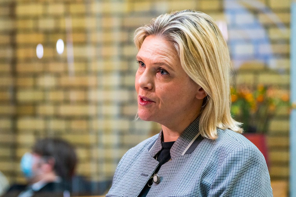 Oslo 20210309.
Sylvi Listhaug (FrP) i vandrehallen etter statsministerens redegjørelse om koronasituasjonen i Stortinget tirsdag.
Foto: Håkon Mosvold Larsen / NTB Oslo 20210309.
Sylvi Listhaug (FrP) i vandrehallen etter statsministerens redegjørelse om koronasituasjonen i Stortinget tirsdag.
Foto: Håkon Mosvold Larsen / NTB