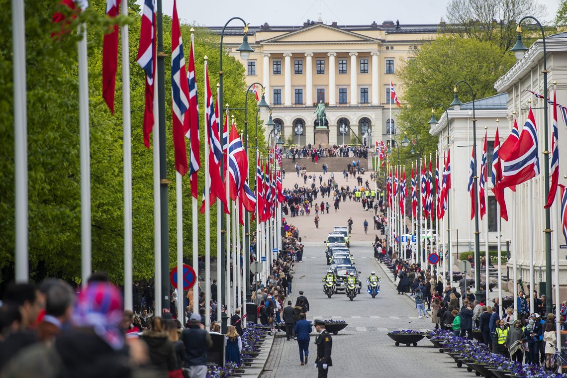 Det norske flagget feirer 200 år i år. Foto: Fredrik Varfjell / NTB Det norske flagget feirer 200 år i år. Foto: Fredrik Varfjell / NTB