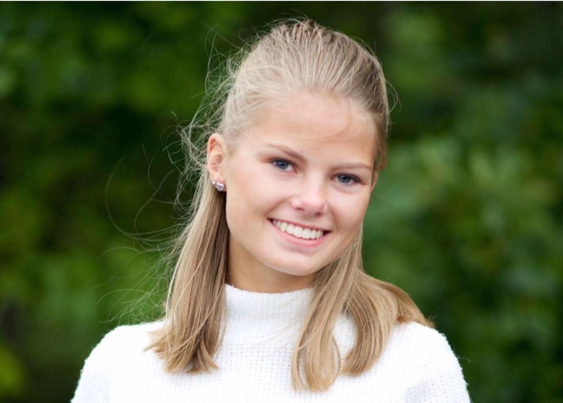 Josefine Gjerde er 2. kandidat til Stortinget for MDG Hordaland. Hun vil dele ut gratis prevensjon for å forhindre en klamydiabølge blant unge mennesker. Foto: MDG Josefine Gjerde er 2. kandidat til Stortinget for MDG Hordaland. Hun vil dele ut gratis prevensjon for å forhindre en klamydiabølge blant unge mennesker. Foto: MDG